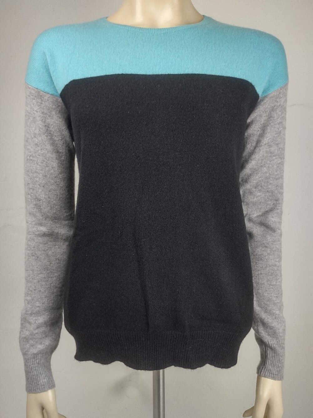 Aqua blue black gray color block 100% Cashmere pullover sweater ladies XS
